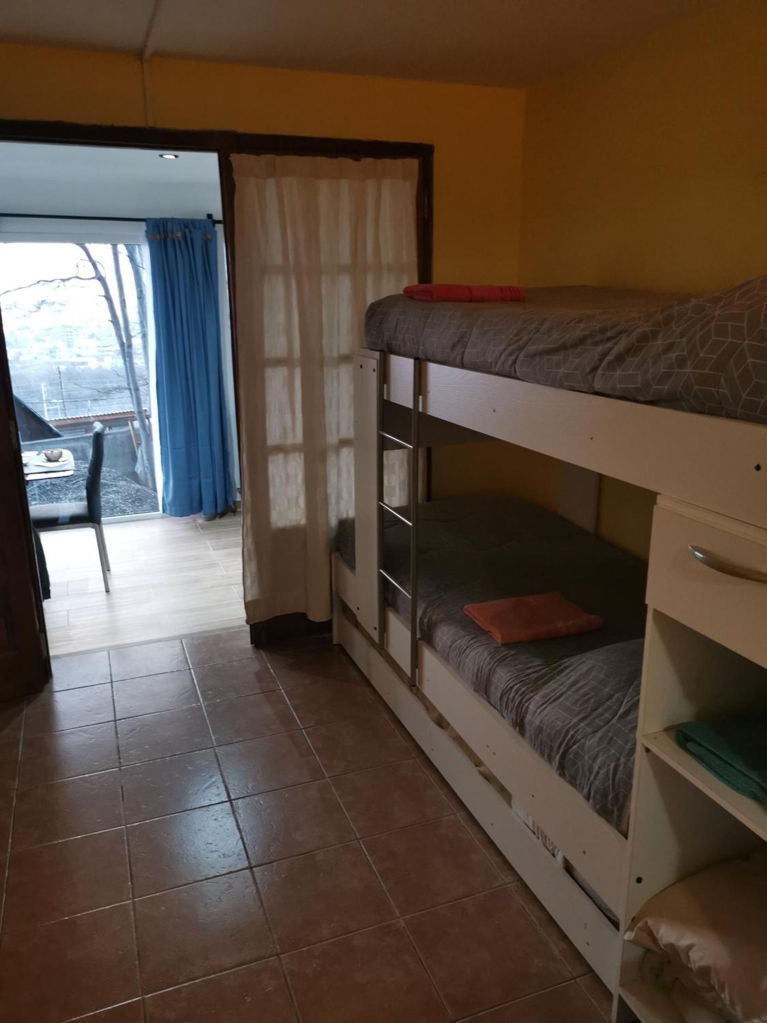 Appartamento Casa Departamento En El Bosque Ushuaia Esterno foto