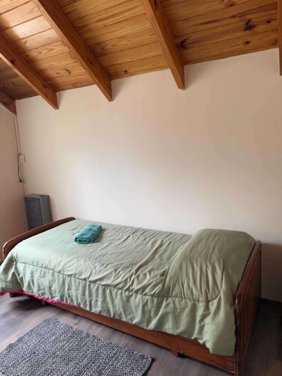 Appartamento Casa Departamento En El Bosque Ushuaia Esterno foto