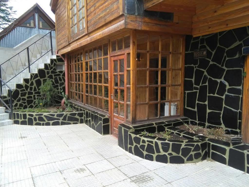 Appartamento Casa Departamento En El Bosque Ushuaia Esterno foto